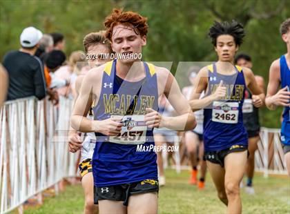 Thumbnail 2 in UIL 5A Boys Cross Country Finals photogallery.
