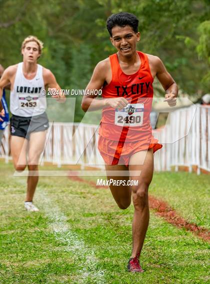 Thumbnail 3 in UIL 5A Boys Cross Country Finals photogallery.