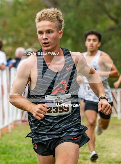 Thumbnail 2 in UIL 5A Boys Cross Country Finals photogallery.