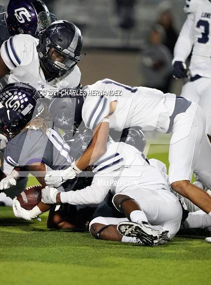 Thumbnail 2 in Lone Star vs. College Station (UIL 5A Area Playoff) photogallery.
