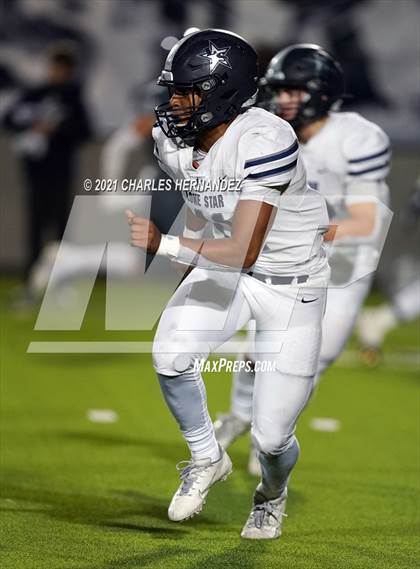 Thumbnail 2 in Lone Star vs. College Station (UIL 5A Area Playoff) photogallery.