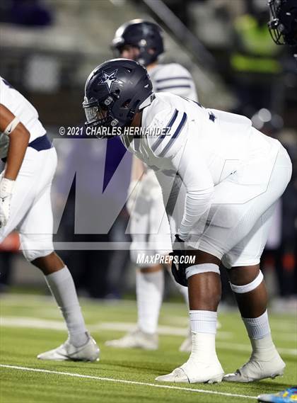 Thumbnail 2 in Lone Star vs. College Station (UIL 5A Area Playoff) photogallery.