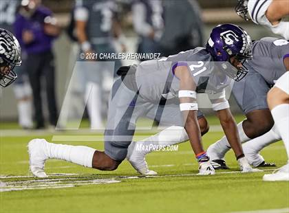 Thumbnail 3 in Lone Star vs. College Station (UIL 5A Area Playoff) photogallery.