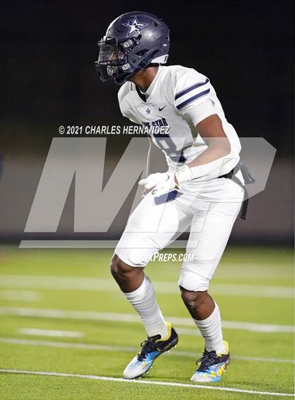 Thumbnail 2 in Lone Star vs. College Station (UIL 5A Area Playoff) photogallery.