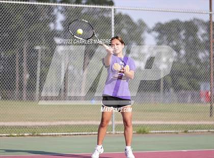 Thumbnail 2 in Seventy-First vs Jack Britt photogallery.