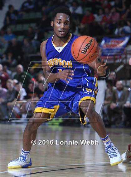 Thumbnail 3 in Hudson vs. Olean (NYSPHSAA Class B Semifinal) photogallery.
