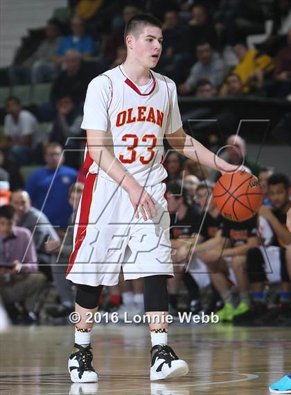 Thumbnail 3 in Hudson vs. Olean (NYSPHSAA Class B Semifinal) photogallery.
