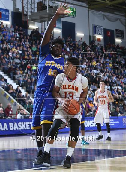 Thumbnail 2 in Hudson vs. Olean (NYSPHSAA Class B Semifinal) photogallery.