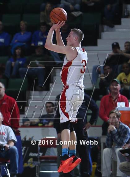 Thumbnail 1 in Hudson vs. Olean (NYSPHSAA Class B Semifinal) photogallery.