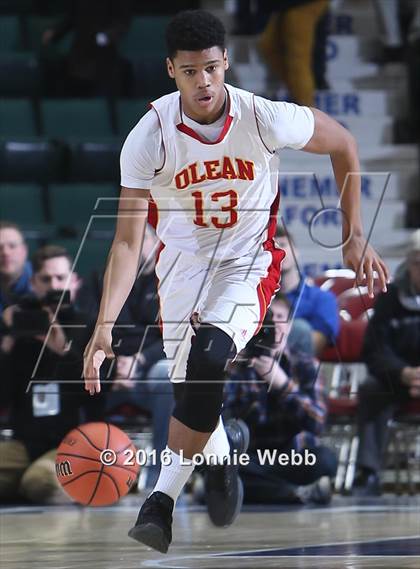 Thumbnail 1 in Hudson vs. Olean (NYSPHSAA Class B Semifinal) photogallery.