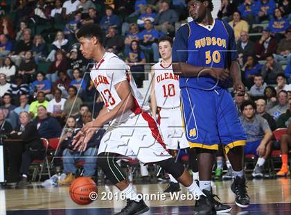 Thumbnail 3 in Hudson vs. Olean (NYSPHSAA Class B Semifinal) photogallery.