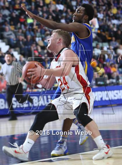 Thumbnail 2 in Hudson vs. Olean (NYSPHSAA Class B Semifinal) photogallery.