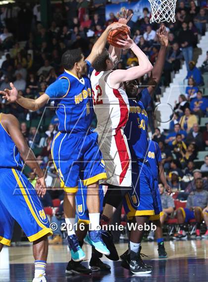 Thumbnail 2 in Hudson vs. Olean (NYSPHSAA Class B Semifinal) photogallery.