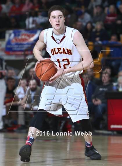 Thumbnail 3 in Hudson vs. Olean (NYSPHSAA Class B Semifinal) photogallery.