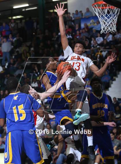 Thumbnail 1 in Hudson vs. Olean (NYSPHSAA Class B Semifinal) photogallery.