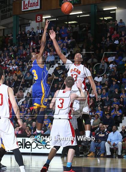Thumbnail 2 in Hudson vs. Olean (NYSPHSAA Class B Semifinal) photogallery.