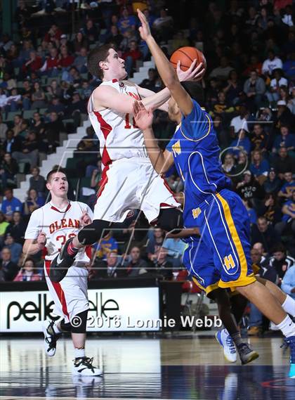 Thumbnail 1 in Hudson vs. Olean (NYSPHSAA Class B Semifinal) photogallery.