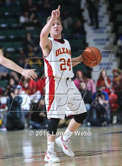 Thumbnail 3 in Hudson vs. Olean (NYSPHSAA Class B Semifinal) photogallery.