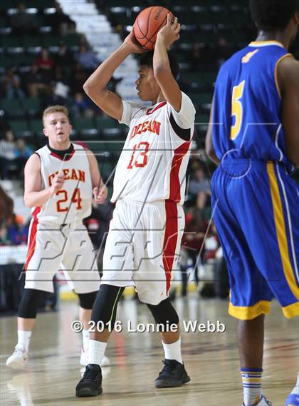 Thumbnail 2 in Hudson vs. Olean (NYSPHSAA Class B Semifinal) photogallery.