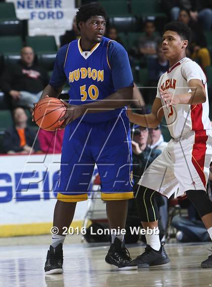 Thumbnail 3 in Hudson vs. Olean (NYSPHSAA Class B Semifinal) photogallery.