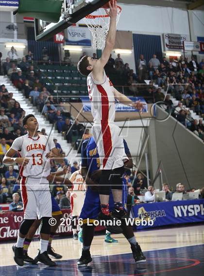 Thumbnail 1 in Hudson vs. Olean (NYSPHSAA Class B Semifinal) photogallery.