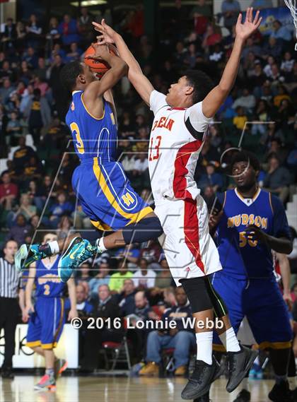 Thumbnail 2 in Hudson vs. Olean (NYSPHSAA Class B Semifinal) photogallery.