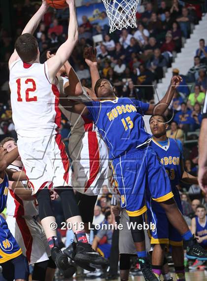 Thumbnail 2 in Hudson vs. Olean (NYSPHSAA Class B Semifinal) photogallery.