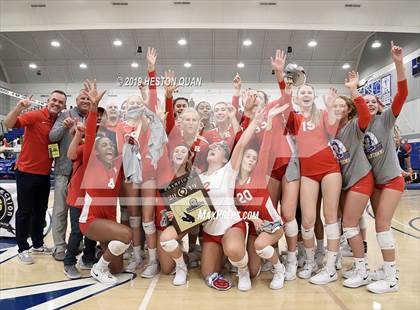 Thumbnail 3 in Mater Dei vs. Redondo Union (CIF-SS D1 Final) photogallery.
