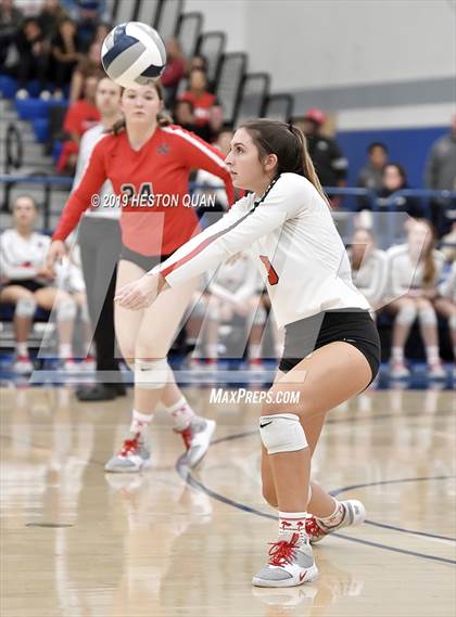 Thumbnail 1 in Mater Dei vs. Redondo Union (CIF-SS D1 Final) photogallery.