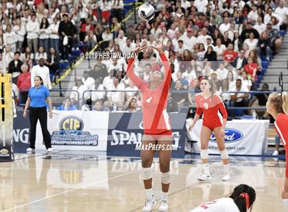 Thumbnail 1 in Mater Dei vs. Redondo Union (CIF-SS D1 Final) photogallery.