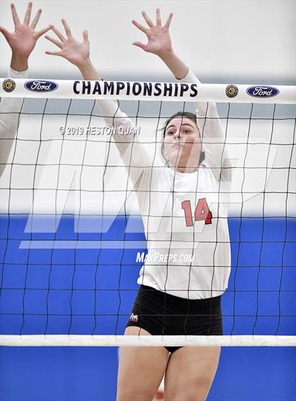Thumbnail 1 in Mater Dei vs. Redondo Union (CIF-SS D1 Final) photogallery.