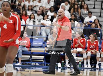 Thumbnail 1 in Mater Dei vs. Redondo Union (CIF-SS D1 Final) photogallery.