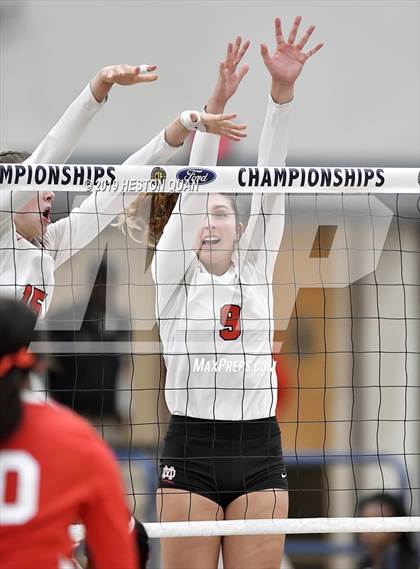 Thumbnail 1 in Mater Dei vs. Redondo Union (CIF-SS D1 Final) photogallery.