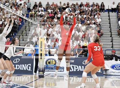 Thumbnail 3 in Mater Dei vs. Redondo Union (CIF-SS D1 Final) photogallery.