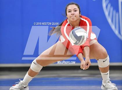 Thumbnail 3 in Mater Dei vs. Redondo Union (CIF-SS D1 Final) photogallery.