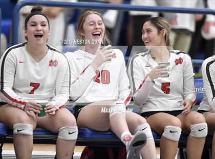 Thumbnail 3 in Mater Dei vs. Redondo Union (CIF-SS D1 Final) photogallery.
