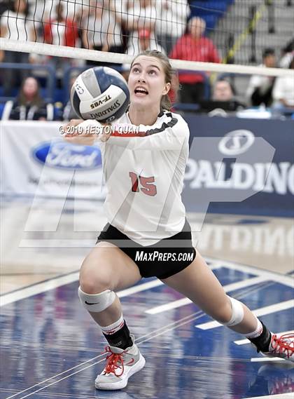 Thumbnail 1 in Mater Dei vs. Redondo Union (CIF-SS D1 Final) photogallery.