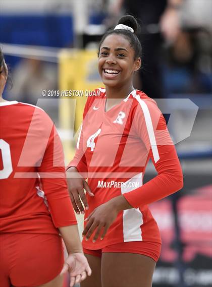 Thumbnail 1 in Mater Dei vs. Redondo Union (CIF-SS D1 Final) photogallery.