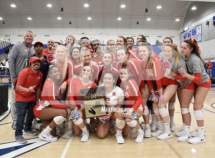 Thumbnail 3 in Mater Dei vs. Redondo Union (CIF-SS D1 Final) photogallery.