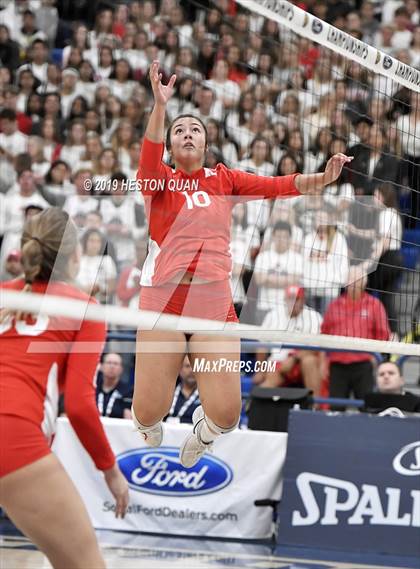Thumbnail 1 in Mater Dei vs. Redondo Union (CIF-SS D1 Final) photogallery.