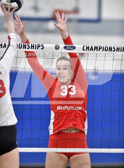 Thumbnail 1 in Mater Dei vs. Redondo Union (CIF-SS D1 Final) photogallery.