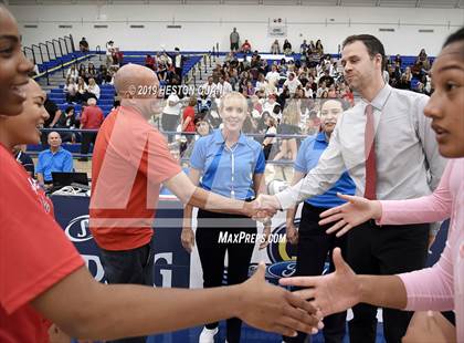 Thumbnail 2 in Mater Dei vs. Redondo Union (CIF-SS D1 Final) photogallery.