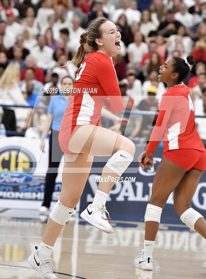 Thumbnail 1 in Mater Dei vs. Redondo Union (CIF-SS D1 Final) photogallery.