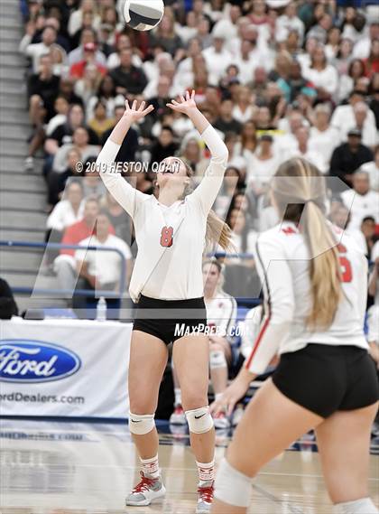Thumbnail 2 in Mater Dei vs. Redondo Union (CIF-SS D1 Final) photogallery.