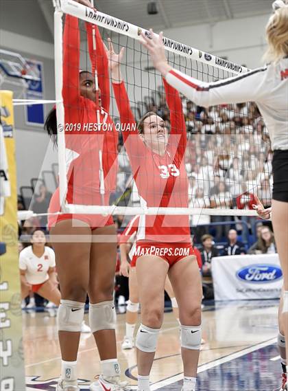 Thumbnail 1 in Mater Dei vs. Redondo Union (CIF-SS D1 Final) photogallery.