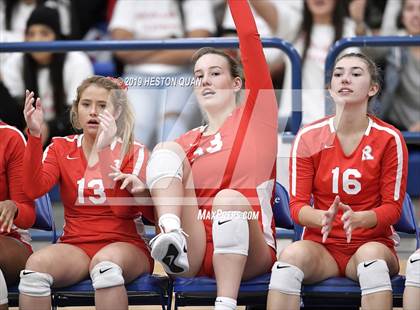 Thumbnail 3 in Mater Dei vs. Redondo Union (CIF-SS D1 Final) photogallery.