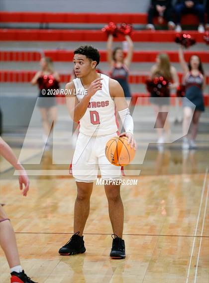 Thumbnail 3 in Edmond Memorial @ Mustang photogallery.