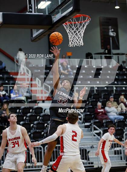 Thumbnail 1 in Edmond Memorial @ Mustang photogallery.
