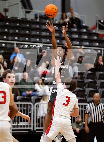 Thumbnail 2 in Edmond Memorial @ Mustang photogallery.