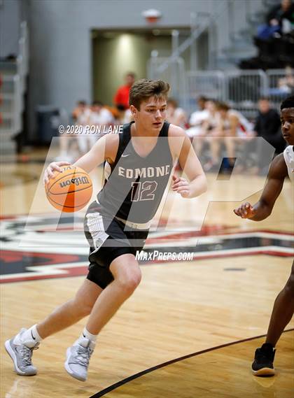 Thumbnail 3 in Edmond Memorial @ Mustang photogallery.